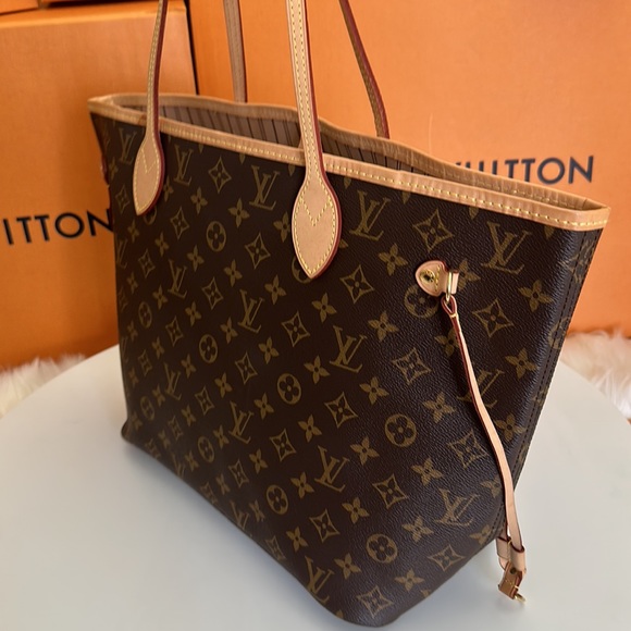 💎✨LIKE NEW✨💎 Neverfull MM Monogram - Picture 9 of 13